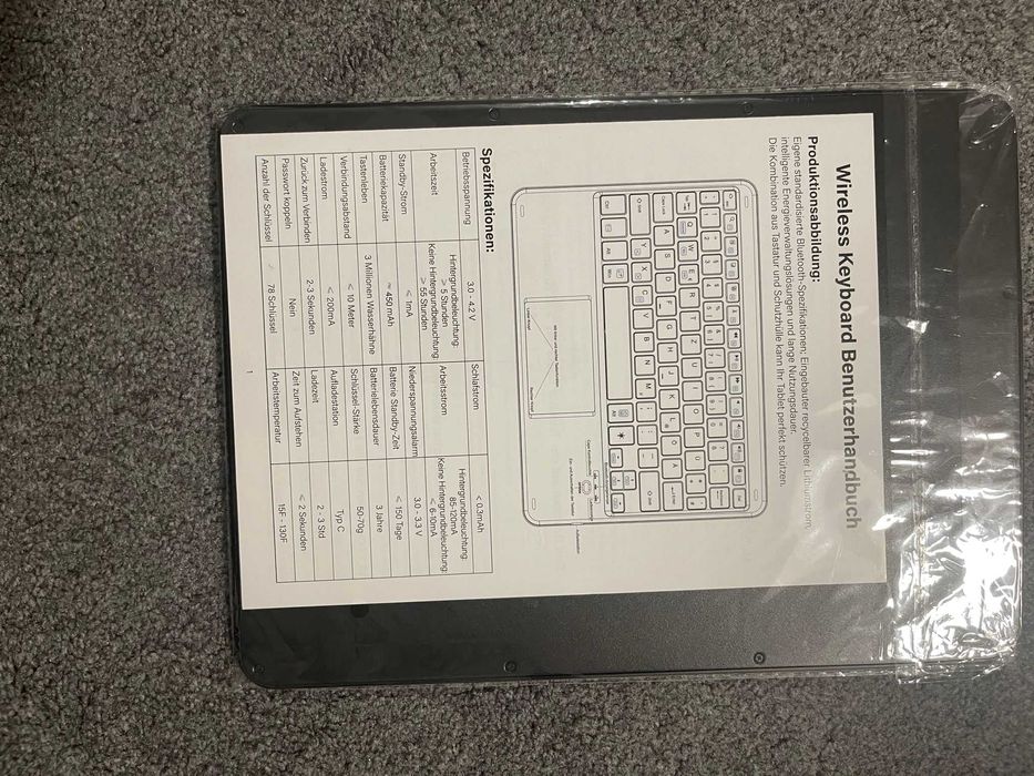 Tastatură wireless cu husă pentru tabletă