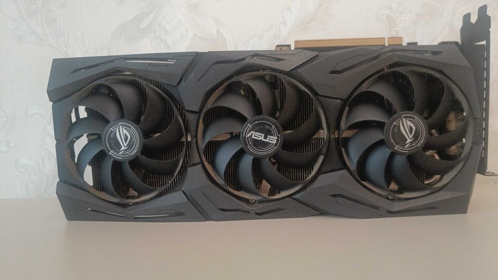 ASUS ROG Strix RX 5700 Gaming OC