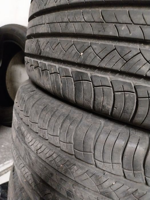 Гуми Мишелин 235 60 17
