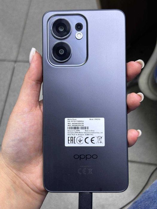 Смартфон Oppo Reno 13F