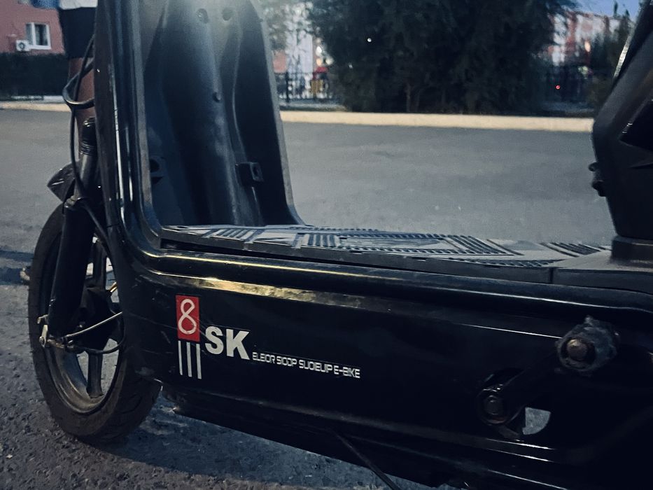Скутер Sk 8 ,400 ват