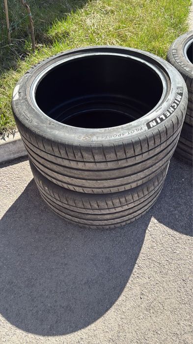 MICHELIN Pilot Sport 4S 285/40 R22 110 Y