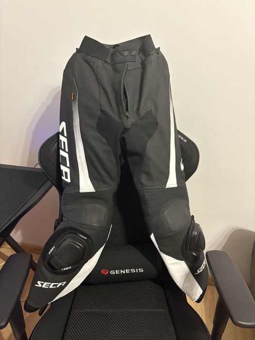 Дамски кожен мото панталон Seca