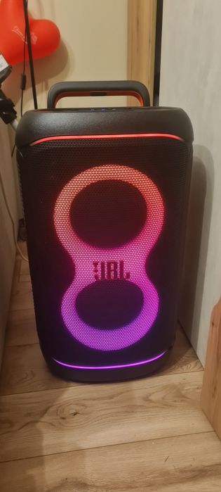 Бартер Jbl Partybox  520 на батерия караоке колона