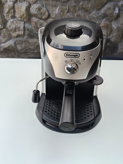 Vand aparat cafea DeLonghi EC221.B, serie S07