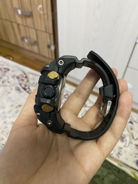 Продам Casio G-Shock GA-400GB