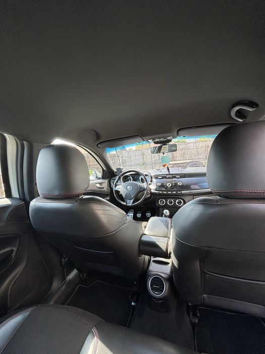 Alfa Romeo Giulietta 1.6 Diesel – 2011 –