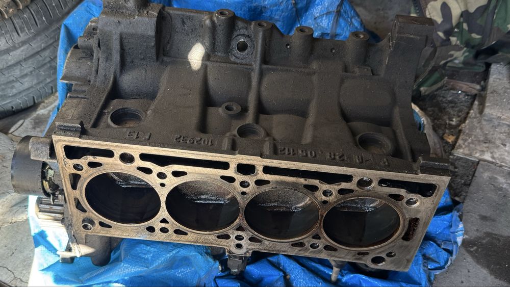 Блок даигателя Рено