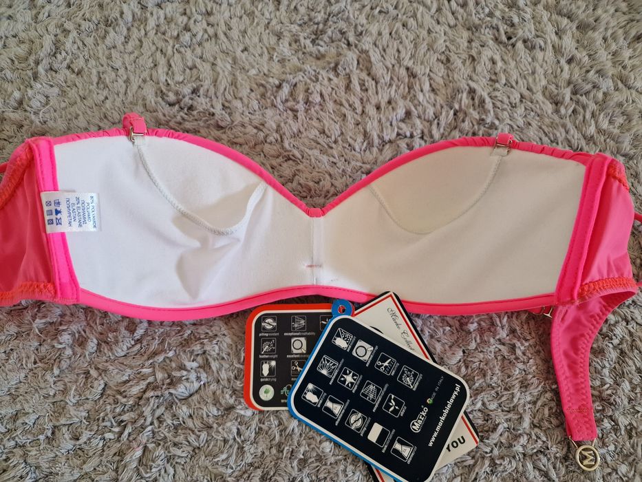 Нов бански от две части