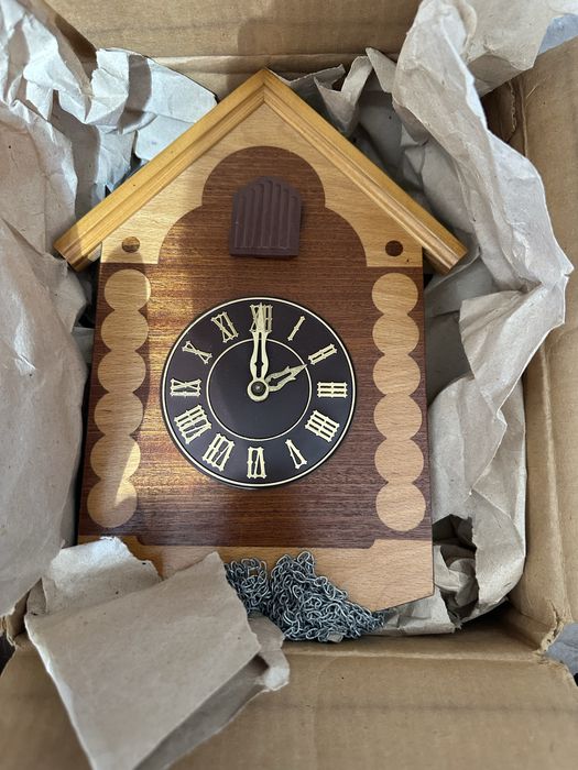 Часы с кукушкой 1990года
