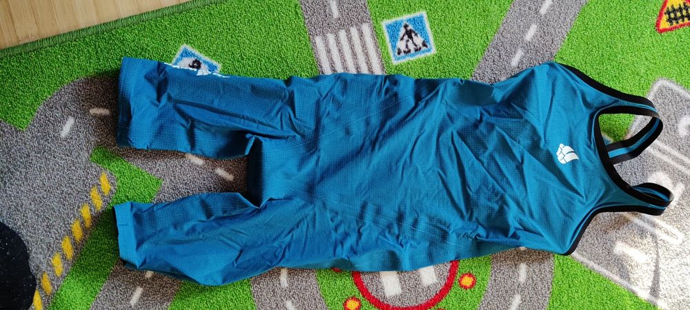 Costum Competiție Femei Forceshell XS (Înălțime 164 cm) – Performanță