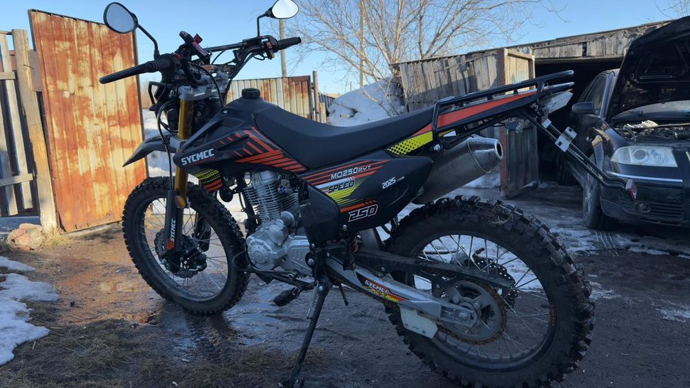 Продам мотоцикл Эндуро SYCMCC 250кубов