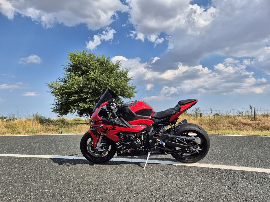 BMW S1000RR carbon