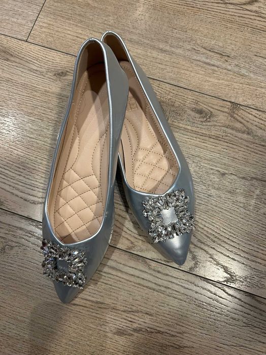 Обувки дамски и детски