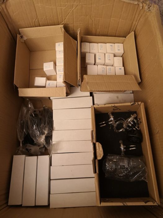 Stoc produse echipamente foto