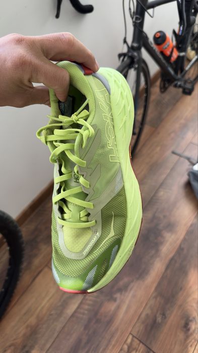 Hoka Speedgoat 7