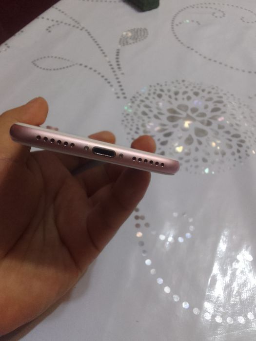 Айфон 7 32гб отпечаток есть