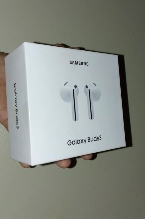 Продам Кейс Galaxy Buds 3