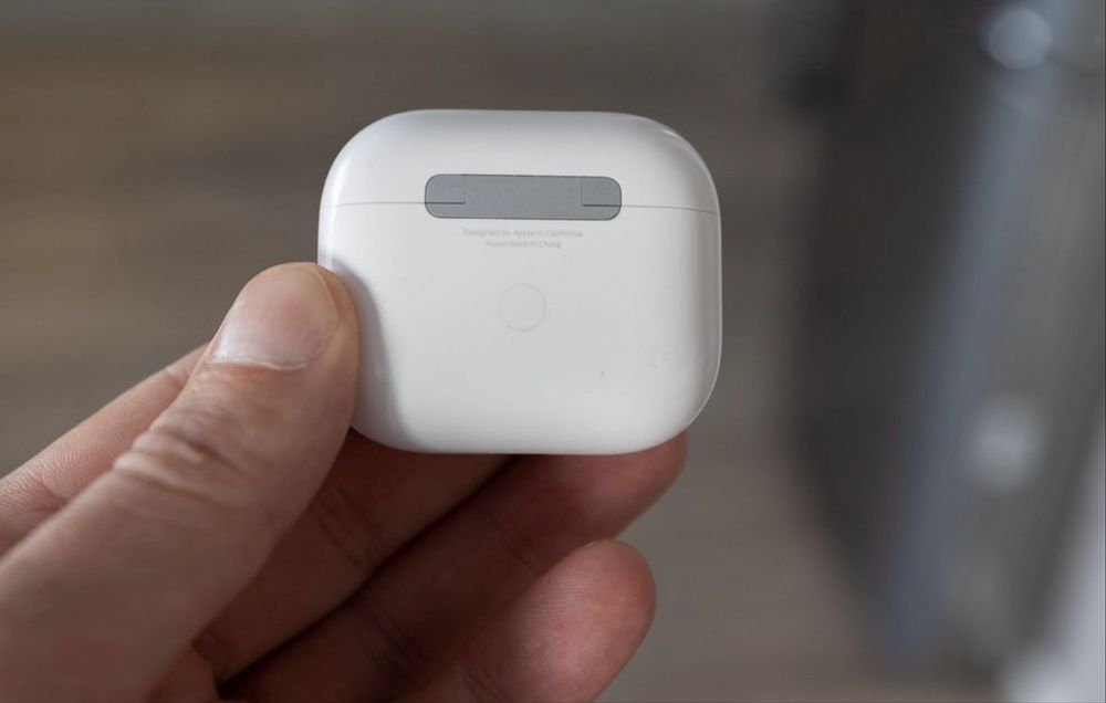 AirPods 3 футляр от них