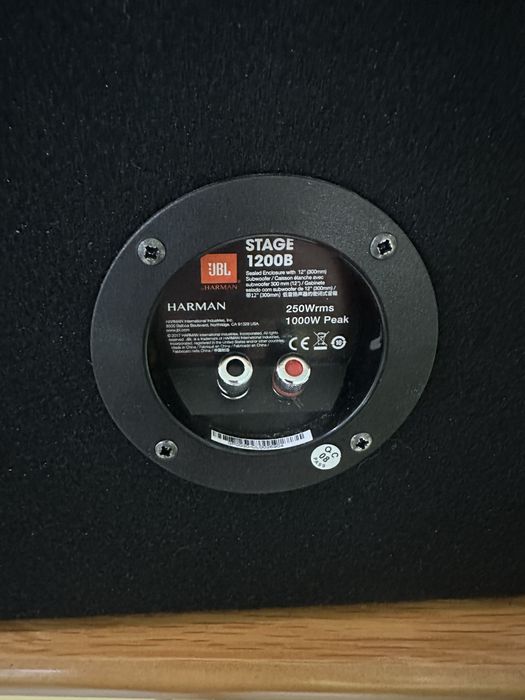 JBL Субуфер 250w 30cm Stage 1200B