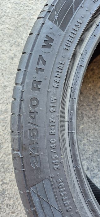 4 anvelope vara Continental,fata 225/45/17,spate 245/40/17.Pretul este pe bucata.