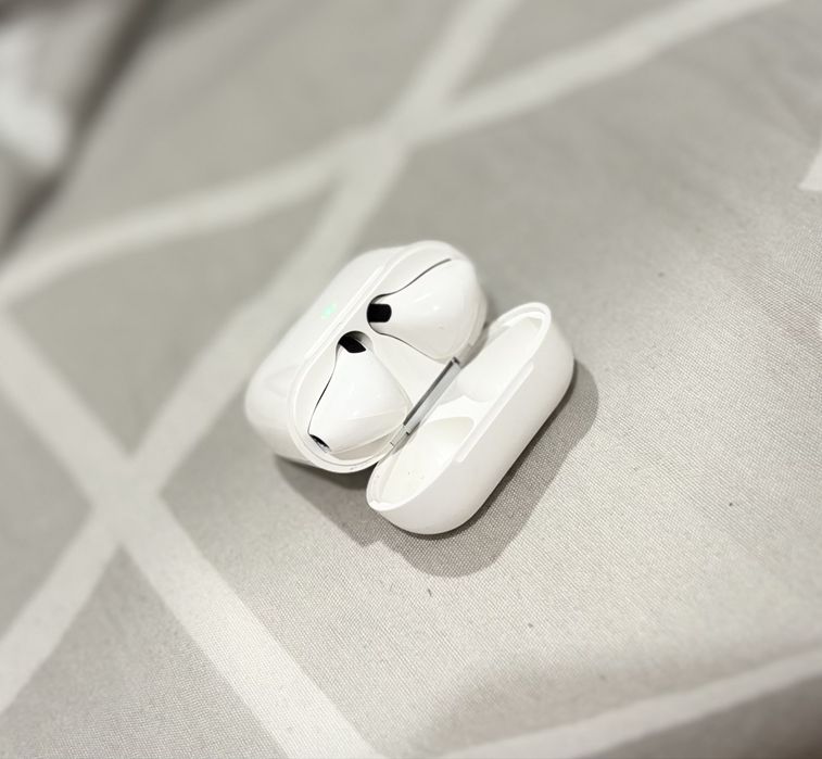 Наушники AirPods 2