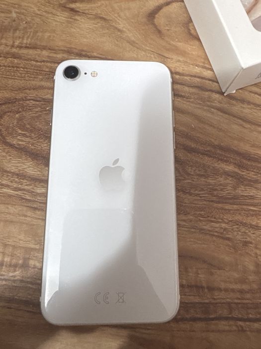 Телефон айфон состаяние идеа Iphone SE