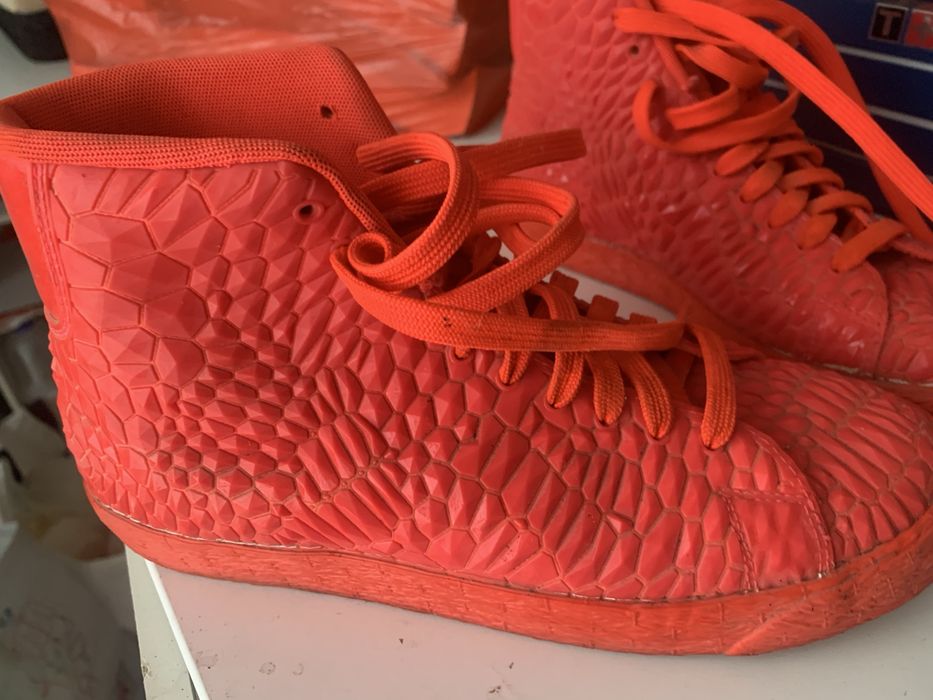 Nike Blazer Mid DMB "Triple Bright Crimson"