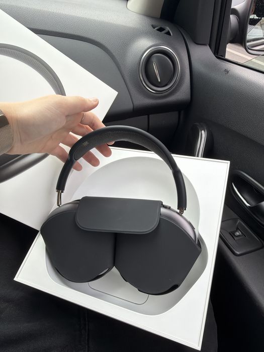 Airpods Max Space Gray