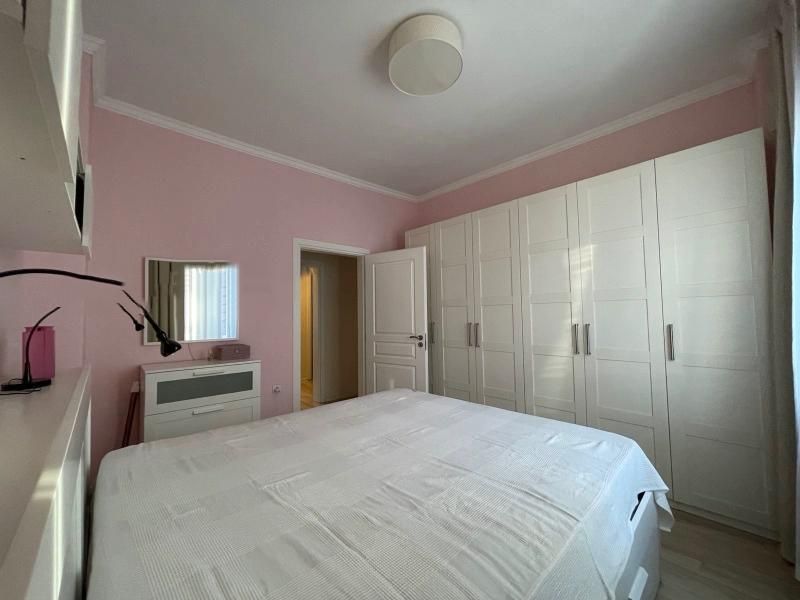 Дава се под наем Тристаен апартамент в София, Център - 90 кв.м за 1000 € - Снимка #5