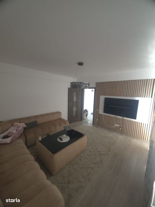 Apartament 2 camere, balcon, gata de utilizare