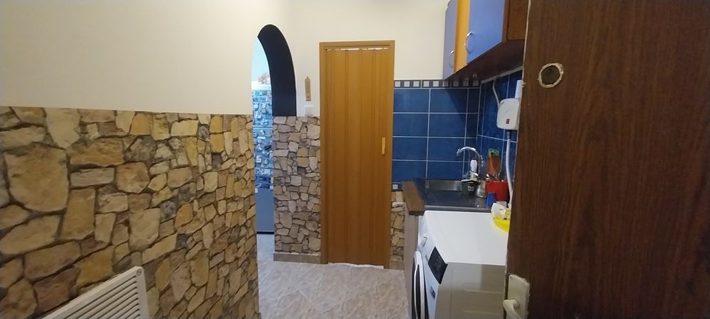 Vand apartament 3 camere