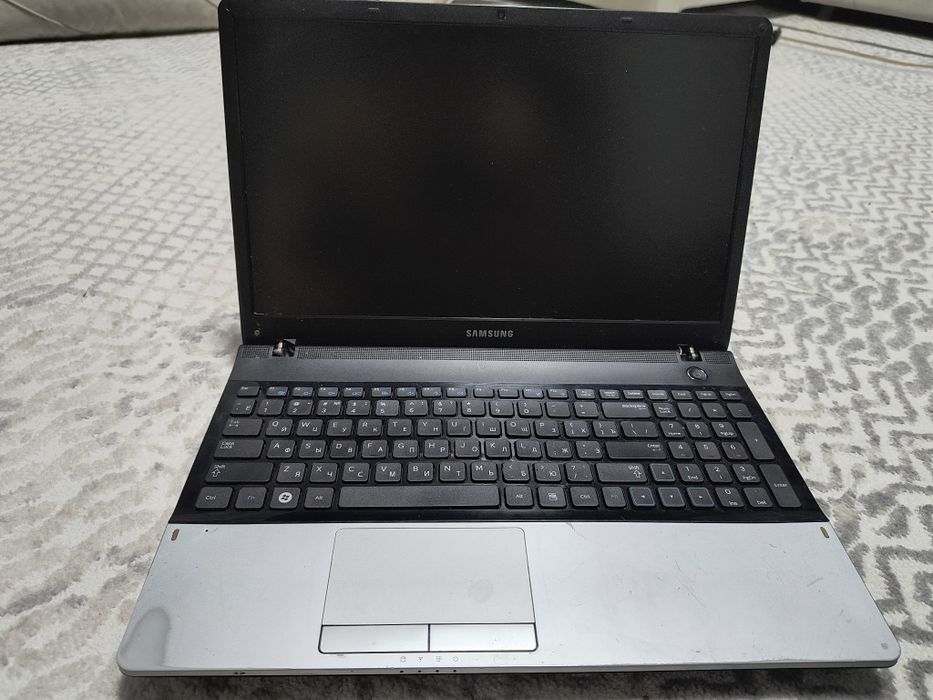Samsung ноутбук на SSD + HDD
