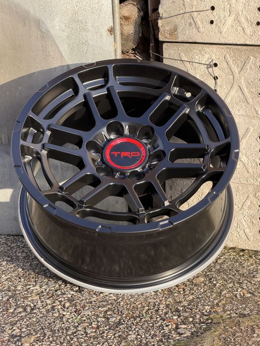 Off Road Джанти 17 “ цола 6х139.7 чисто нови Toyota Mitsubishi Ranger