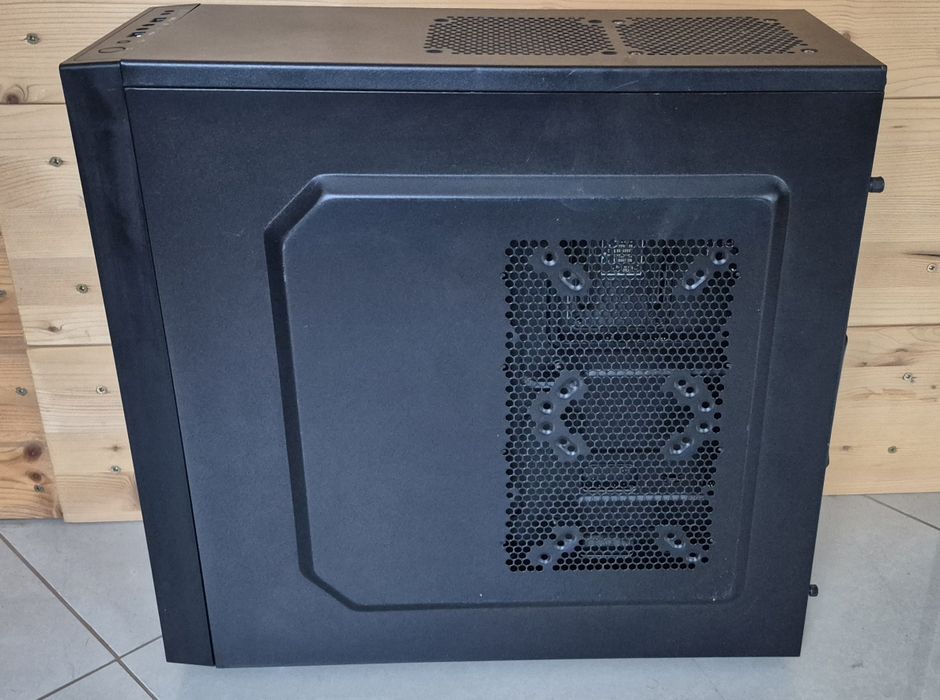 Carcasa pc gaming DeepCool TESSERACT