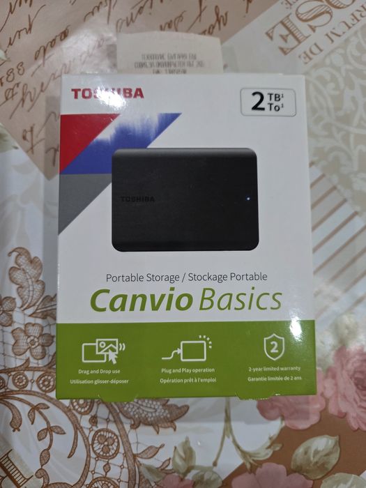 Преносим външен твърд диск Toshiba Canvio Basics с капацитет 2 TB