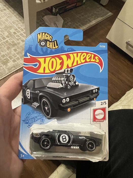 Hot wheels sth.
