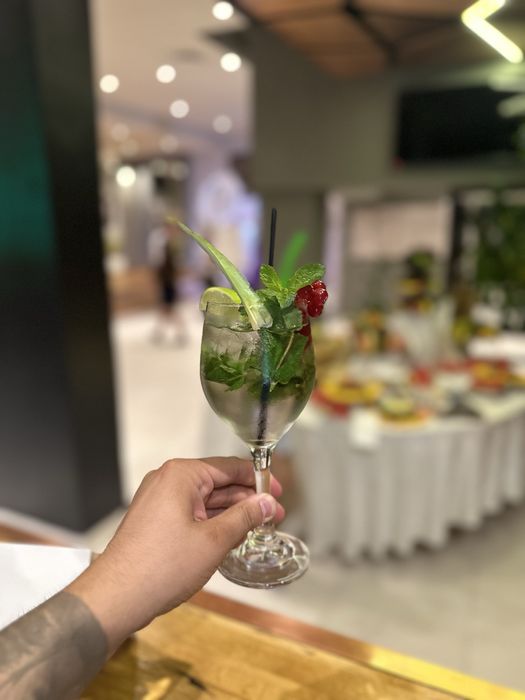 Cocktail bar-Bar mobil—Barman—Nunti—Botezuri