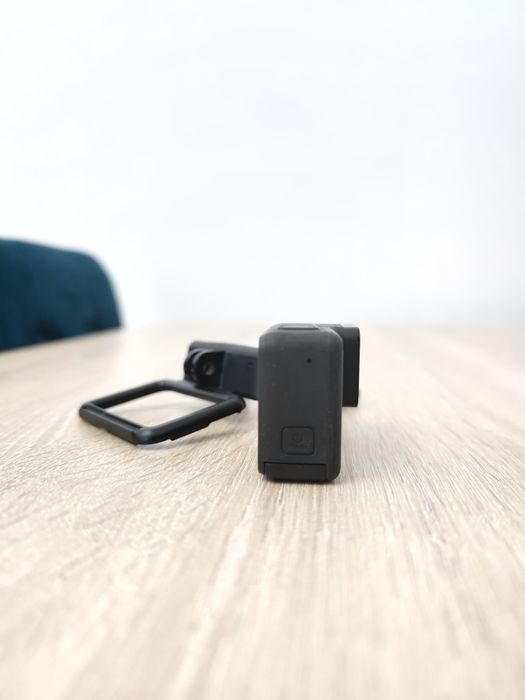 GoPro Hero 7 Black + Accesorii Artman + Cablu USB-C | Stare foarte bună