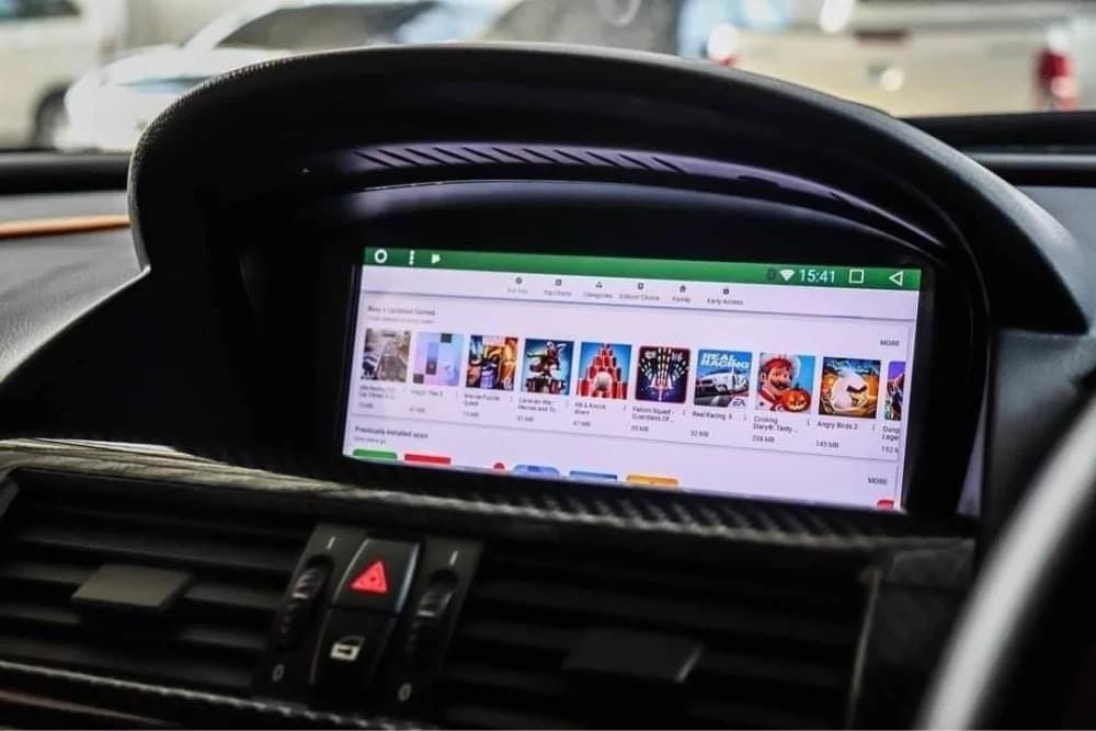 Navigatie BMW Seria 3 E90 E91 E92 Garantie 6GB RAM CAMERA MARSARIER