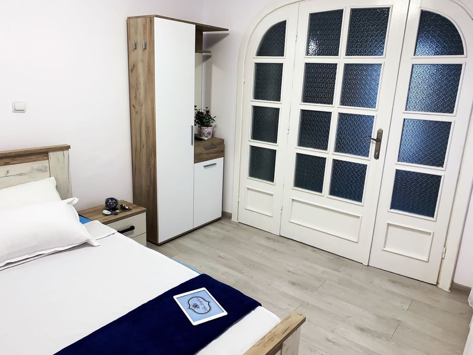 Inchiriem la mare in vila , apartament