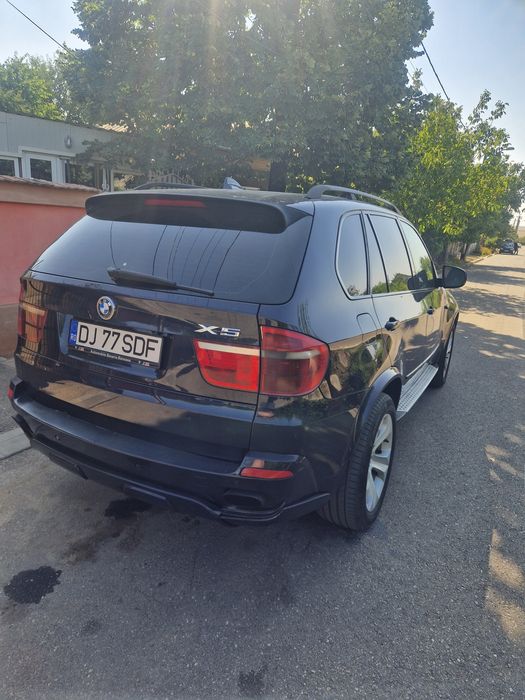 Bmw x5  vand sau schimb