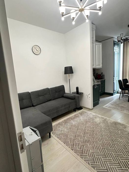 Продам квартиру на Паркентском жк Династия 2/7/9 60м2