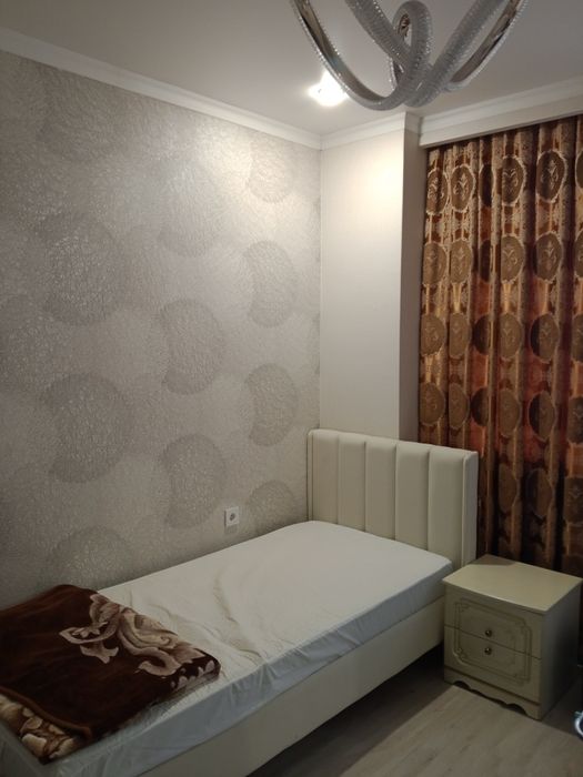 Ищем на подселение девушку