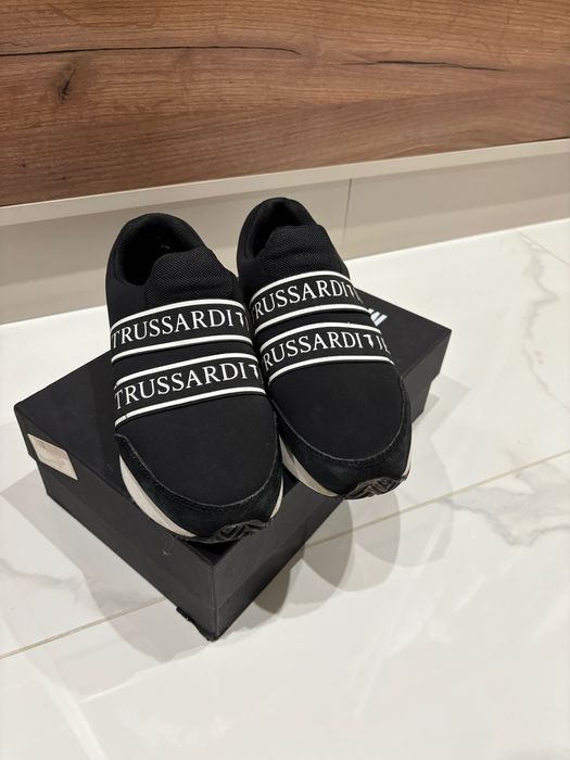 Черни дамски маратонки Trussardi