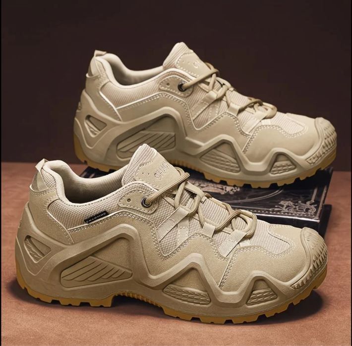 Военные кроссовки