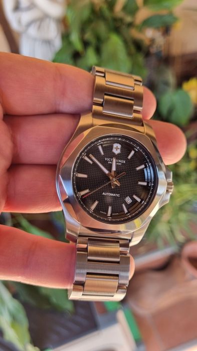 Victorinox I.N.O.X automatic