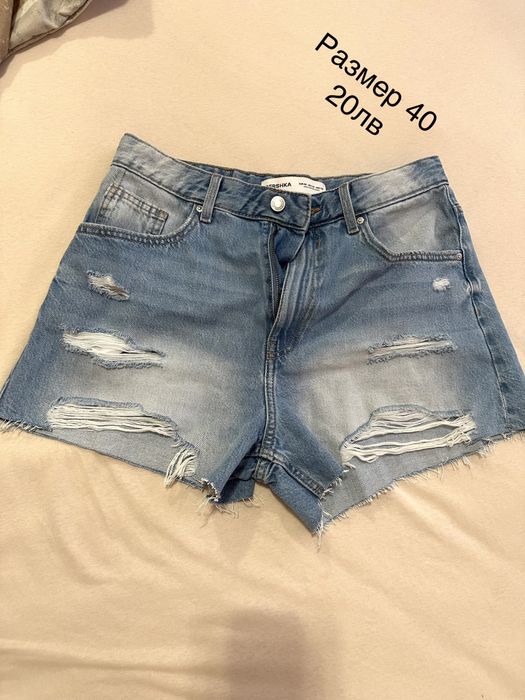 Къси дънкови гащи Bershka