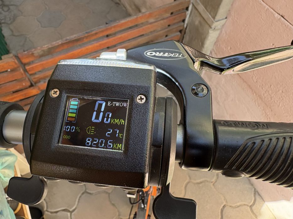 Trotineta electrica E-TWOW GT Sport