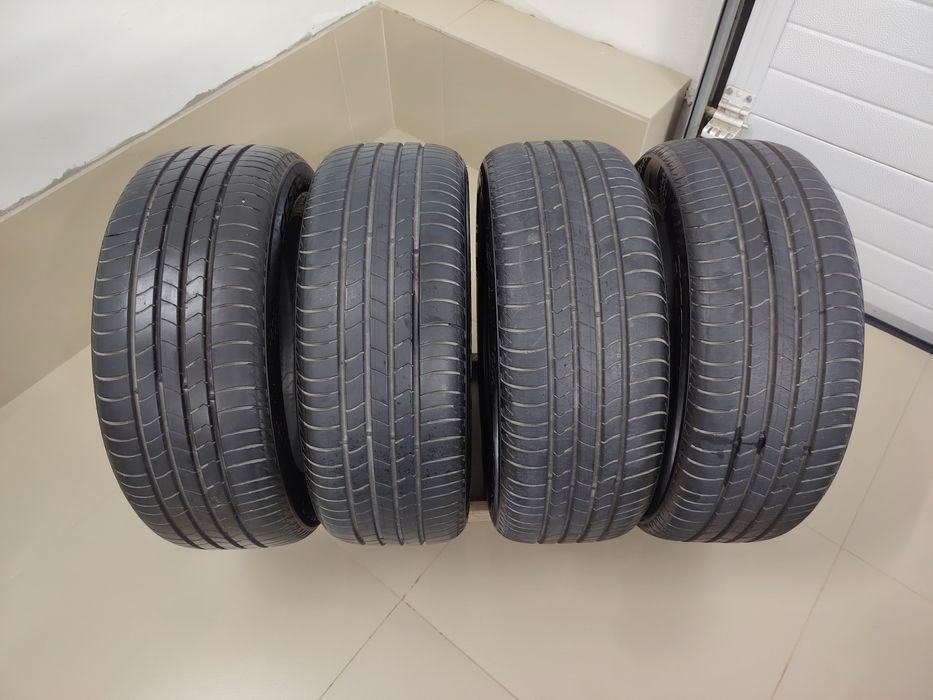 Шины 215/55/R17 KUMHO